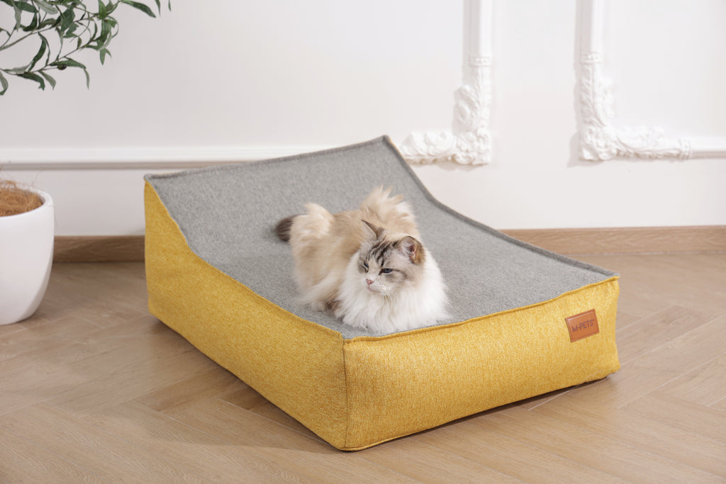 CLOUD Inflatable cushion Golden Mist