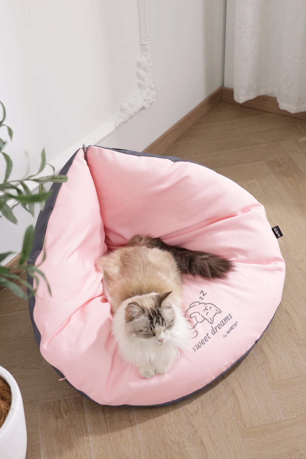 SWEET DREAMS triangle cushion pink&grey