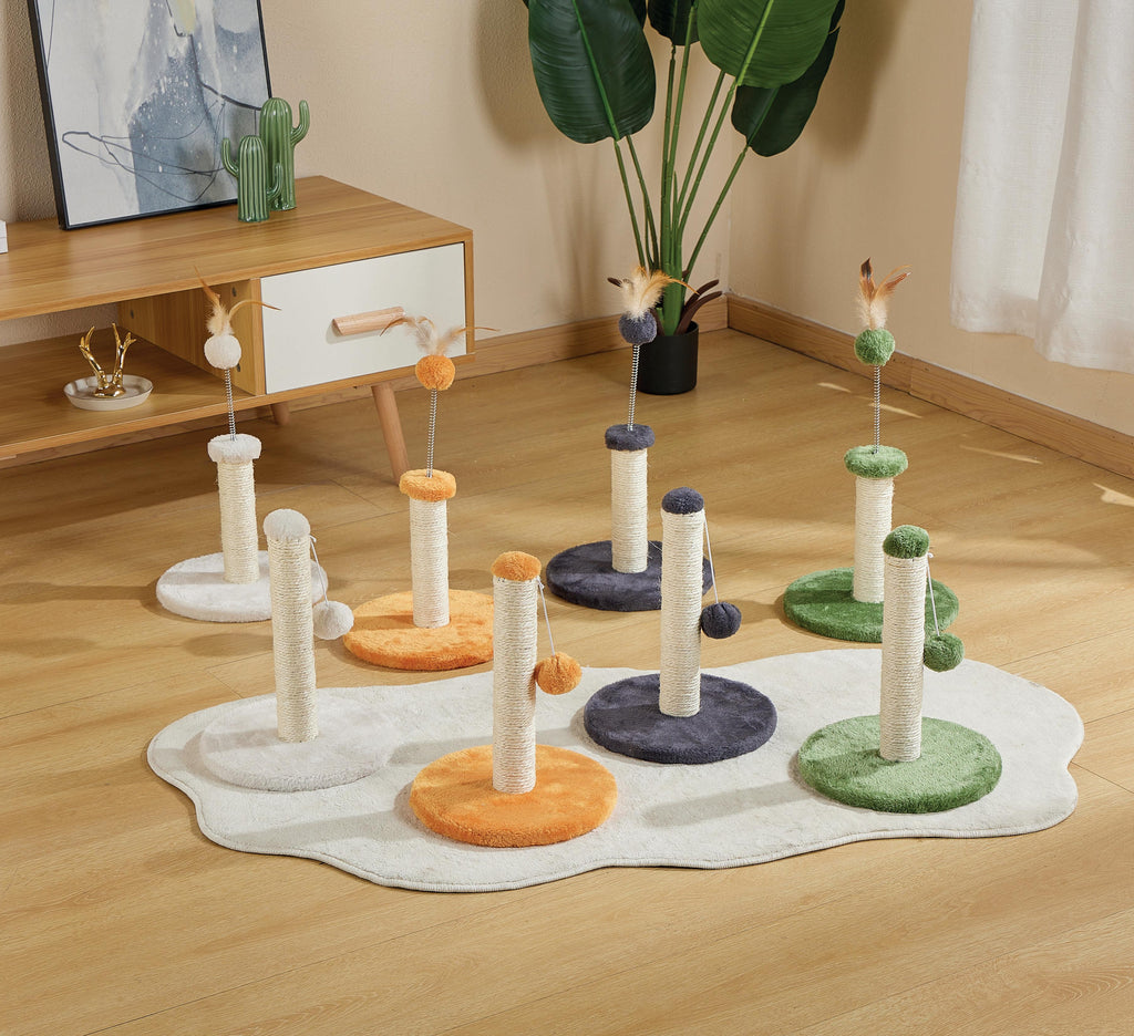 MY FIRST CAT TREE Pompom Green