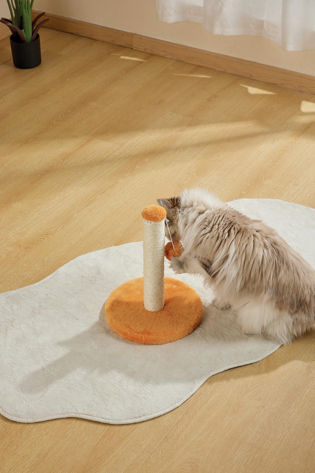 MY FIRST CAT TREE Pompom Orange