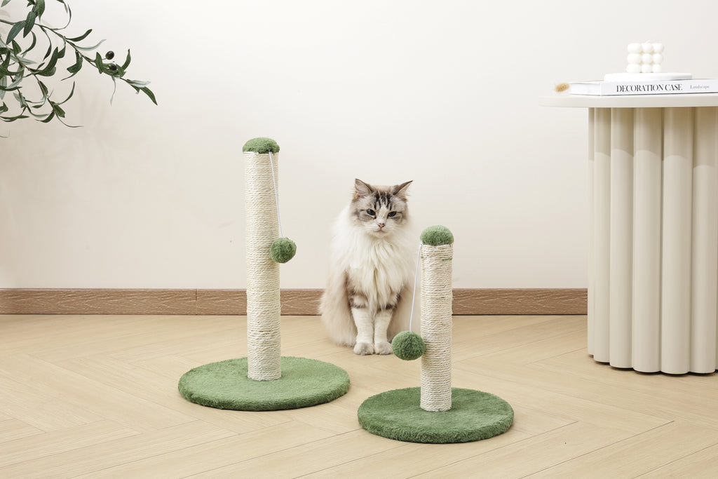 MY SECOND CAT TREE Pompom Green