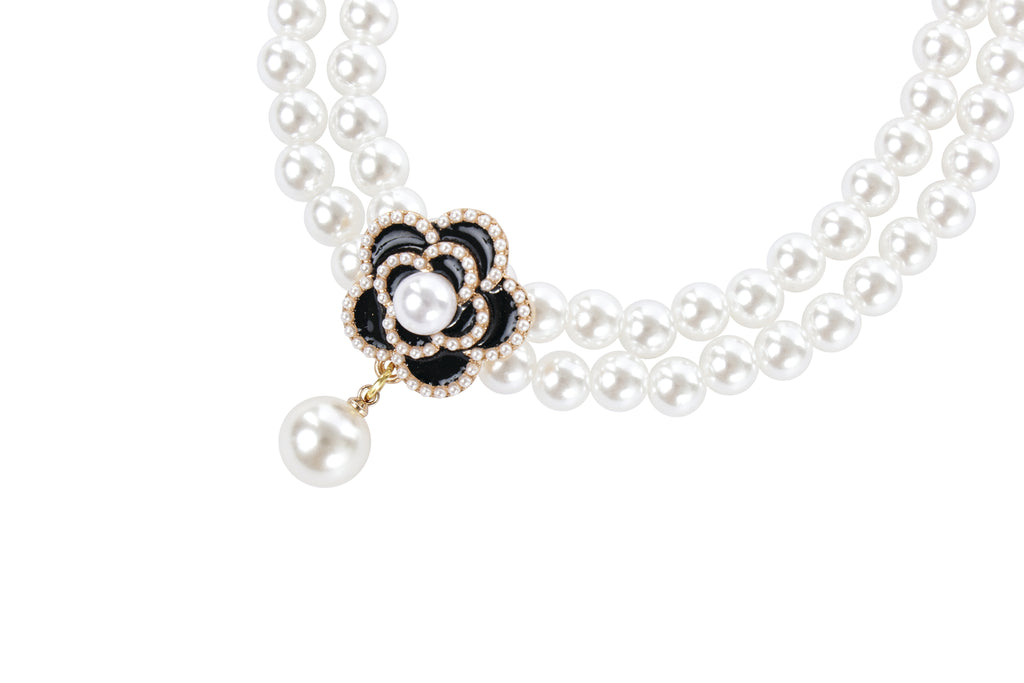 GLAM Pet Necklace Black Camellia
