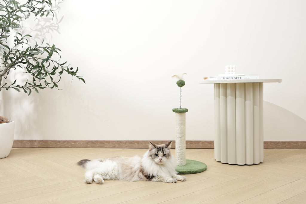 MY SECOND CAT TREE Feather Green