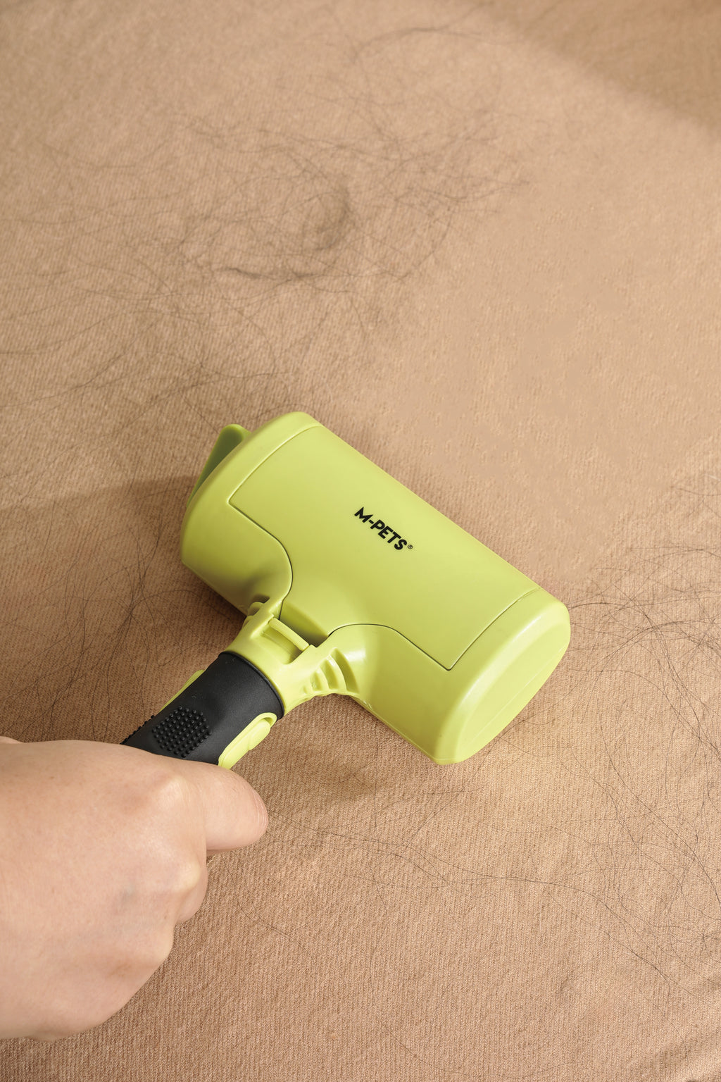 CLICK and GROOM Fur removal roller
