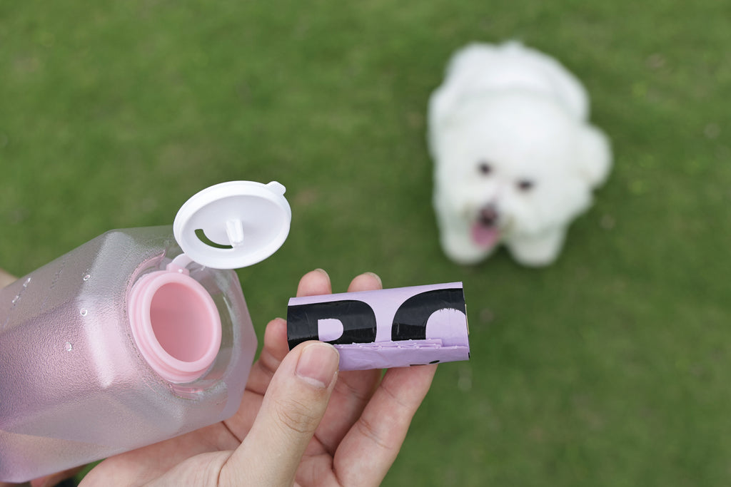 ON THE ROAD Dog water bottle 600 ml - 3 in 1 - Pink bloom