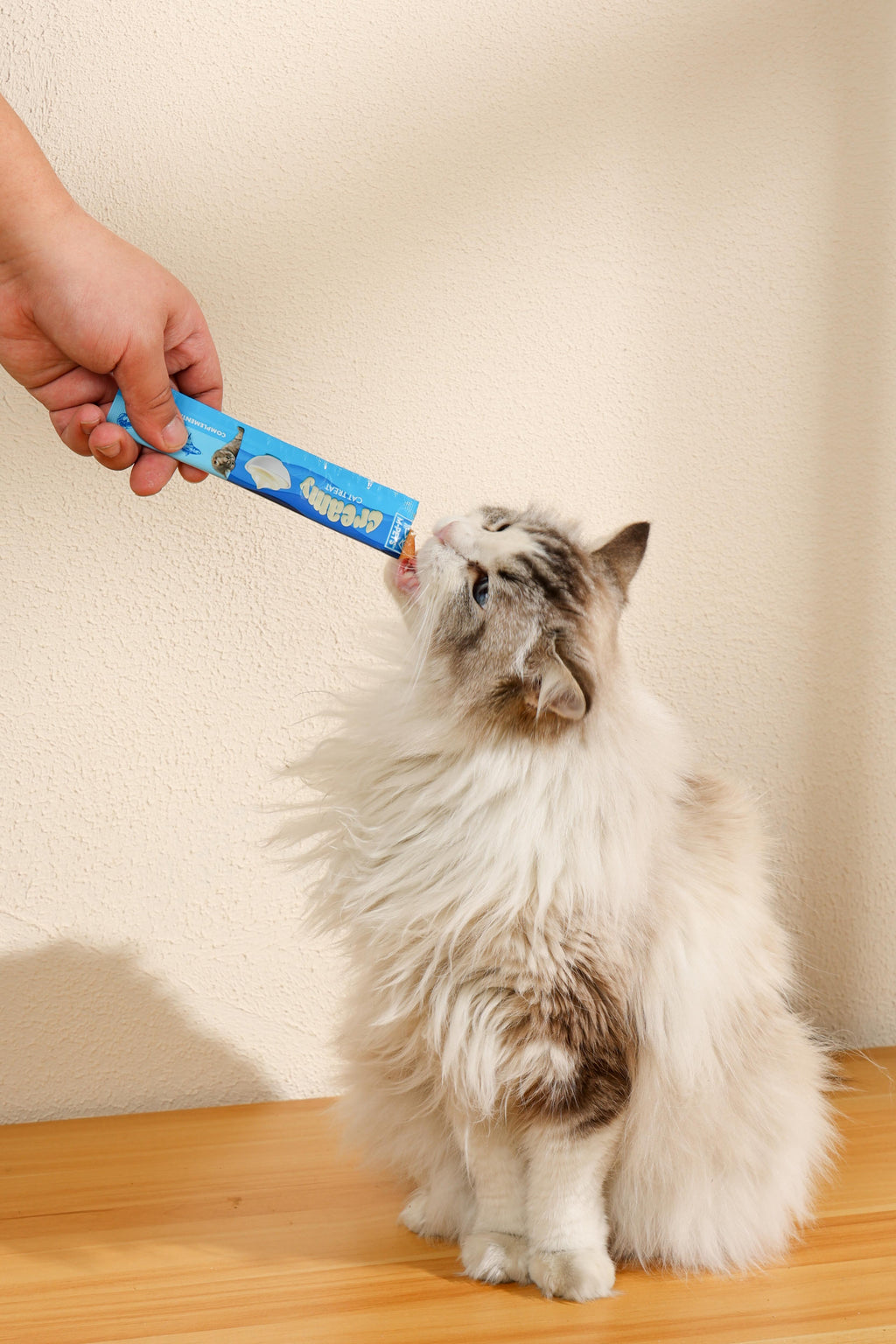 Friandises crémeuses pour chats - Thon et crevettes