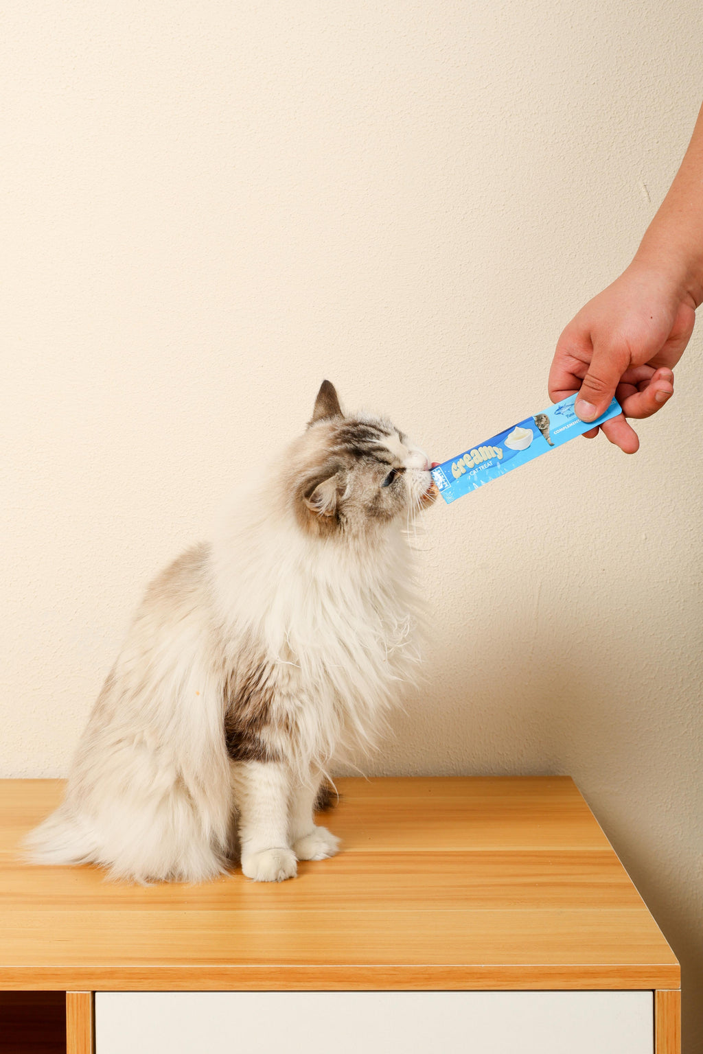 Friandises crémeuses pour chats - Thon et crevettes