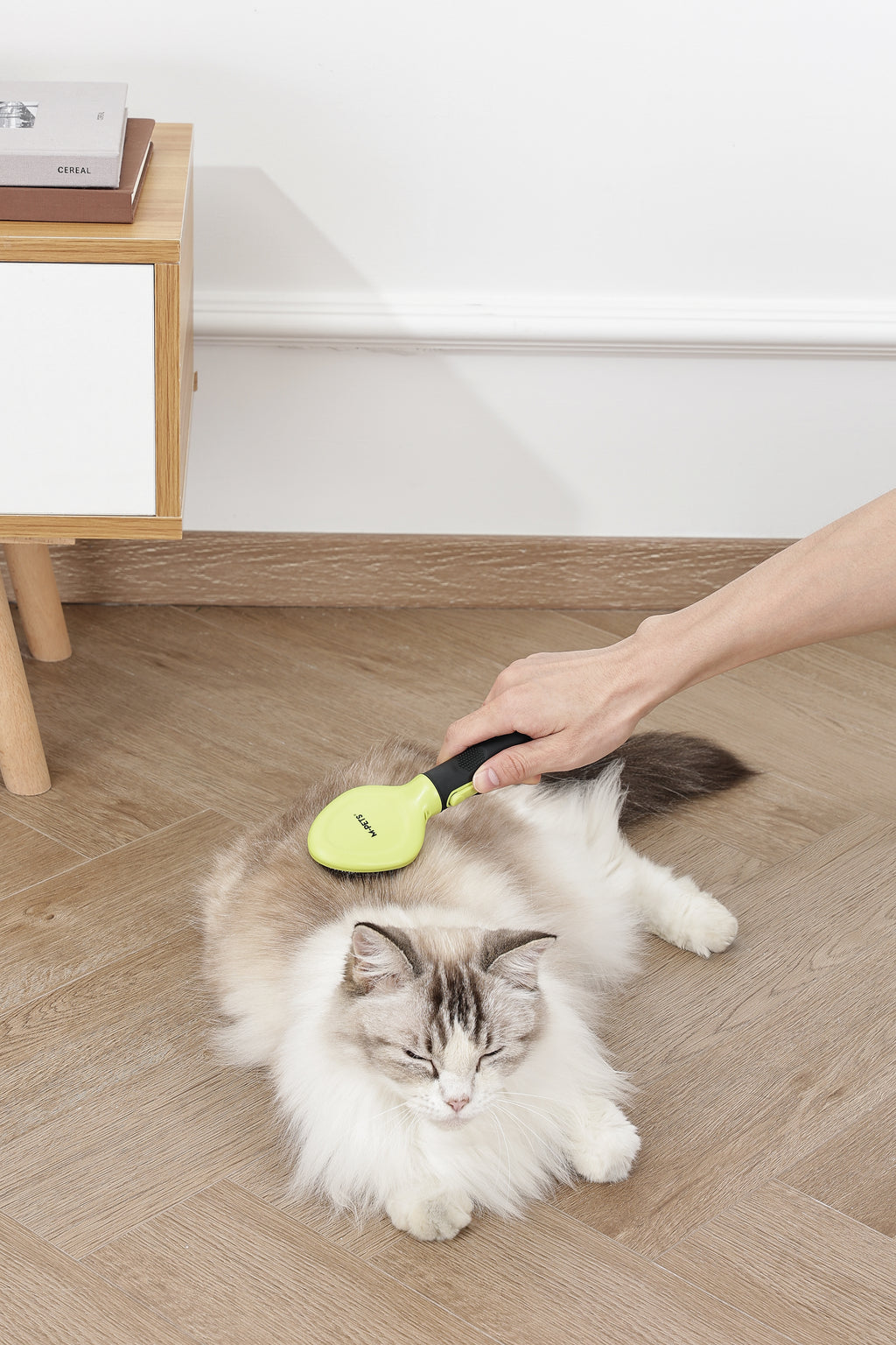CLICK and GROOM Slicker Brush