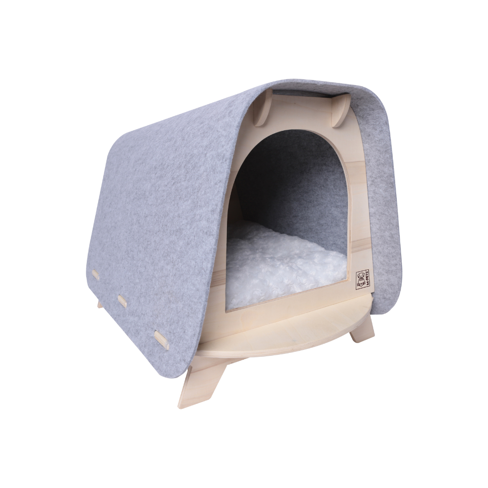 Woody Cozy Cat House