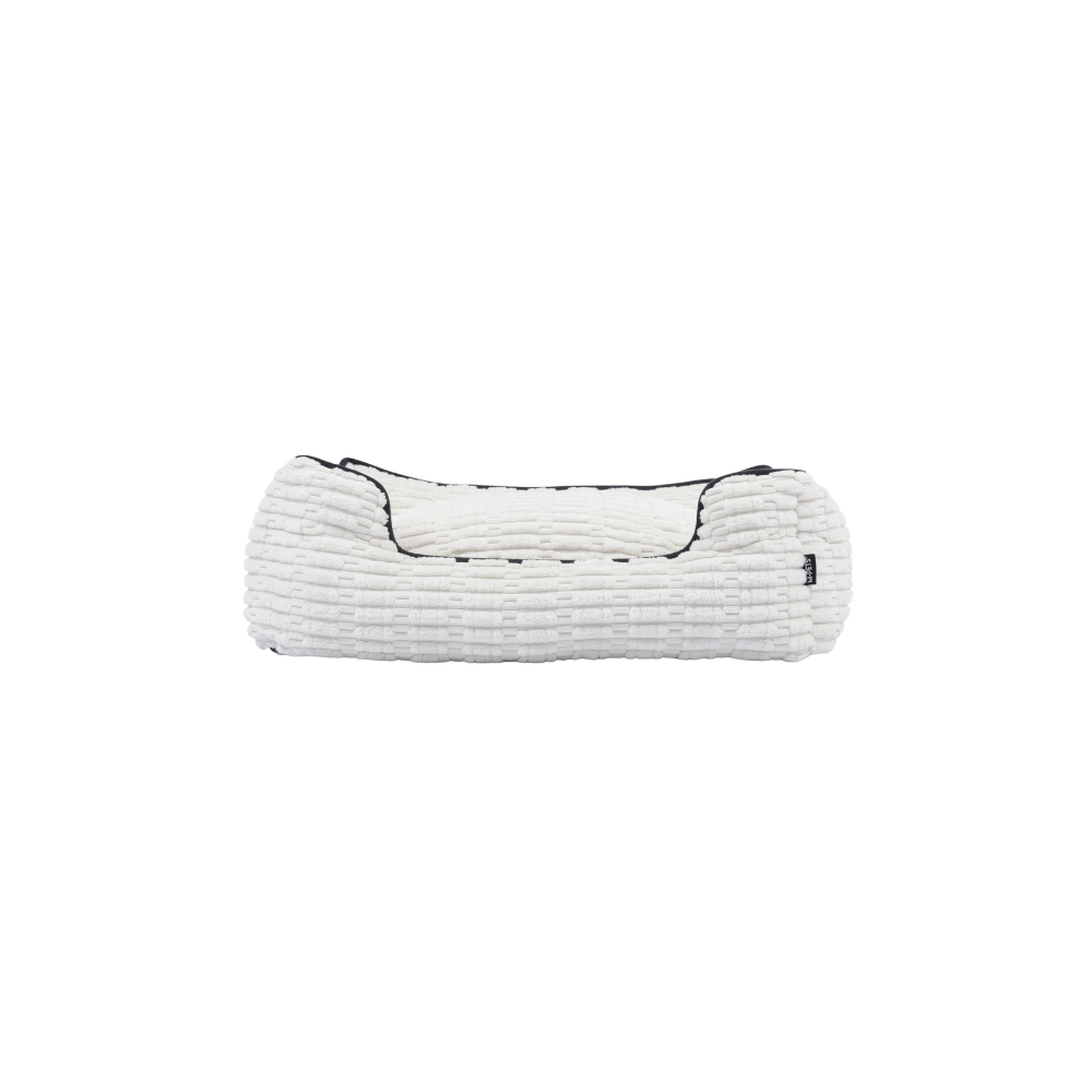 WARM HUG Pet cushion Creamy dreams
